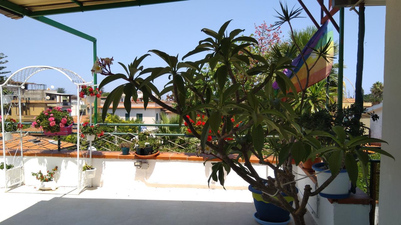 La Casa Di Chico Apartment Mondello Bagian luar foto