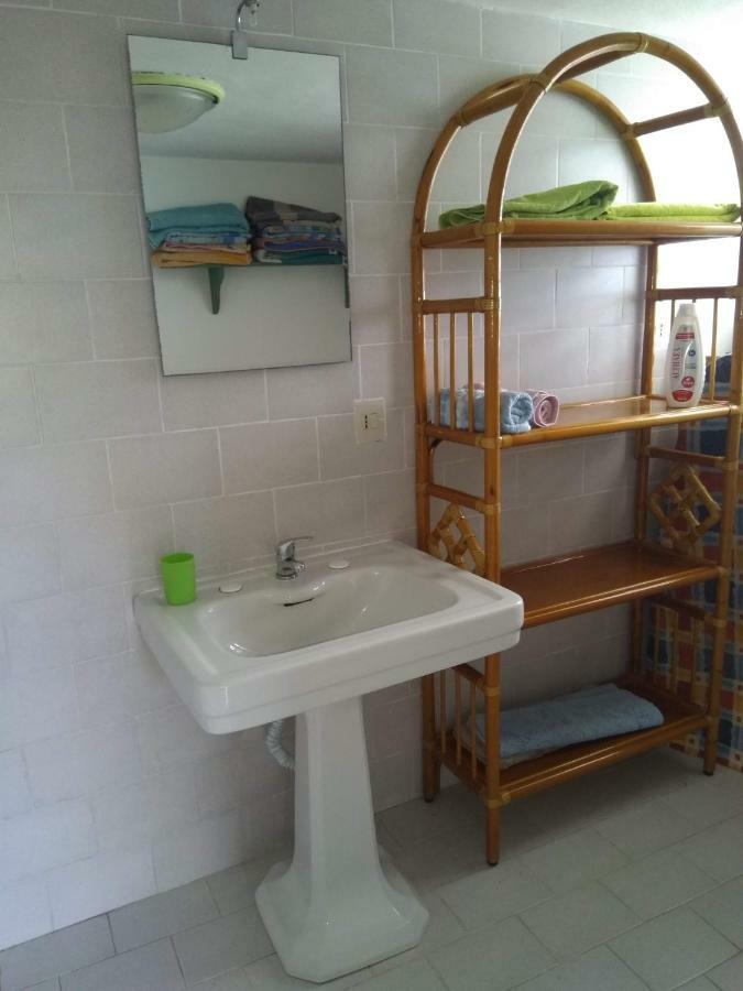 La Casa Di Chico Apartment Mondello Bagian luar foto